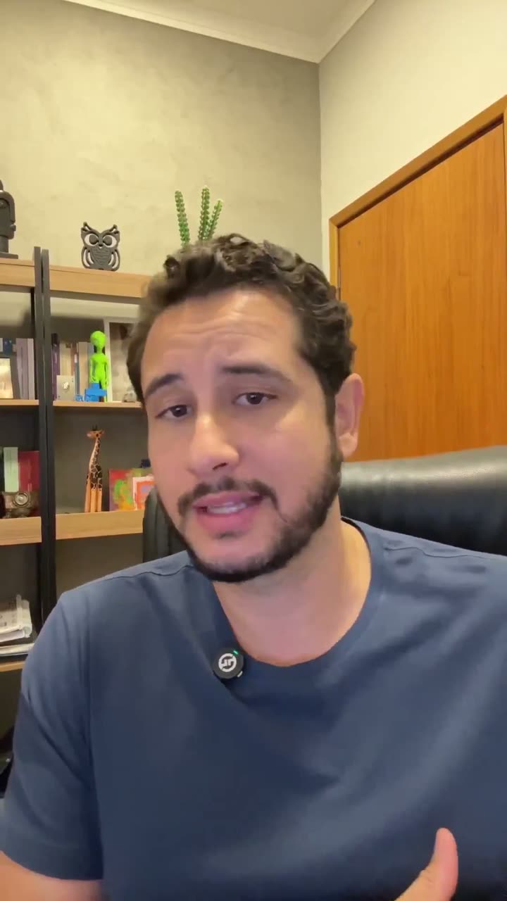Diego Meloni falando no segundo corte do episódio 2 da Pílula do SUSista